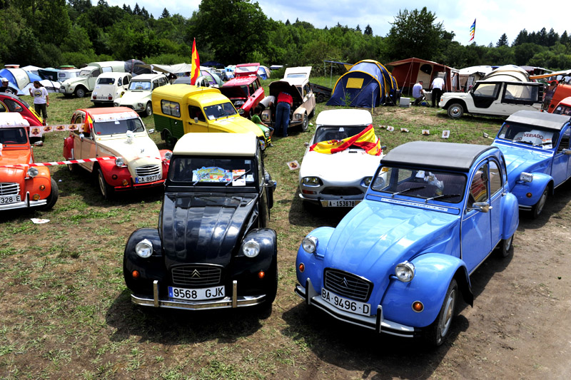 19. Mezinárodní setkání přátel Citroënu 2CV přineslo rekordní účast