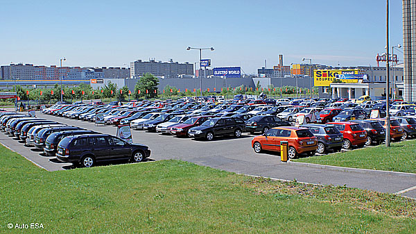 Auto ESA otevřela 1. června 2010 nový největší specializovaný autobazar v České republice na značku Škoda