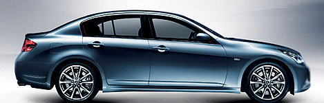 Luxusní modely Infiniti G pro rok 2011: dokonale vyladěné modely v provedení sedan, coupé a cabrio pro Evropu