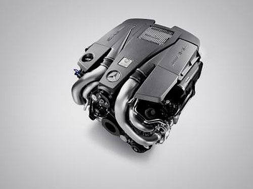 AMG otevírá další kapitolu svojí strategie pohonu „AMG Performance 2015“