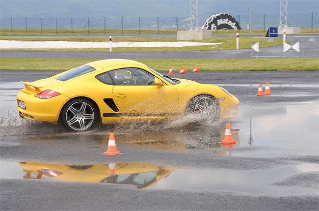 Porsche World Roadshow na Masarykově okruhu v Brně již 13. až 17. dubna 2011