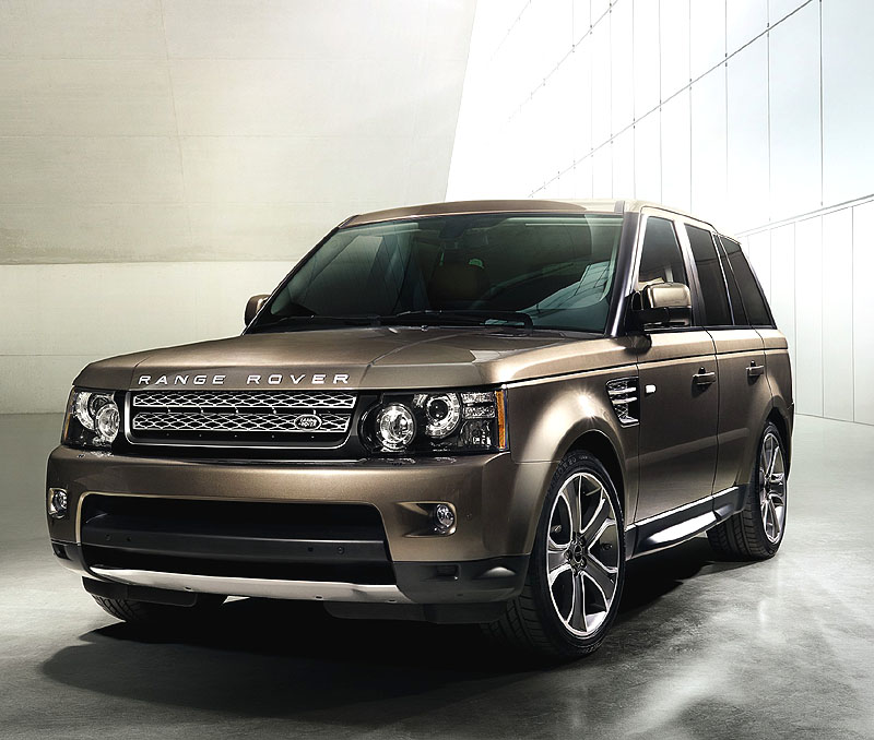 Range Rover Sport pro rok 2012 modernizovaný po všech stránkách, v ČR již letos na podzim v prodeji