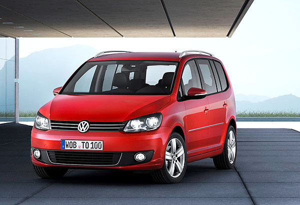 Nový Volkswagen Touran ve světové premiéře na autosalonu AMI v Lipsku