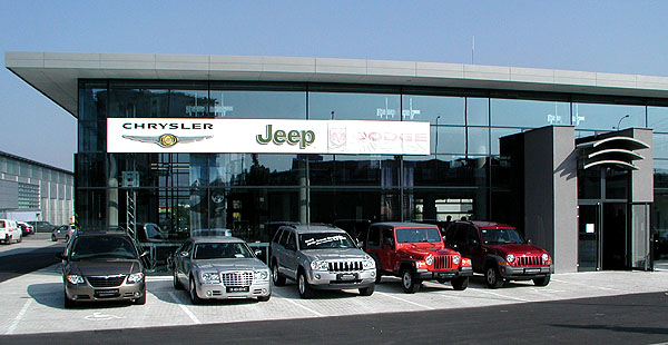 Pro značky Chrysler a Jeep® bylo 13. září otevřeno nové prodejní a servisní centrum v Praze 4