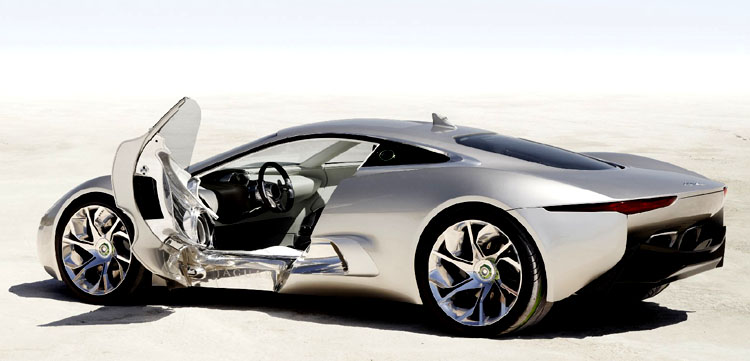 Značka Jaguar na tiskové konferenci představila plán vyrábět hybridní superauto Jaguar C-X75