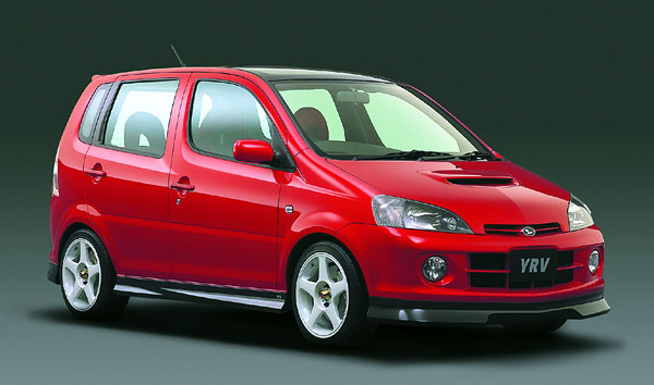 Daihatsu YRV-Turbo: rychlý minivan