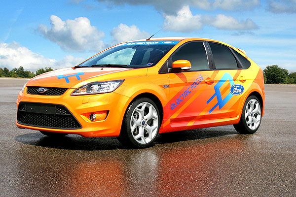 Ford Focus ST s elektrickým pohonem se stane pravidelným účinkujícím v populární talkshow v USA