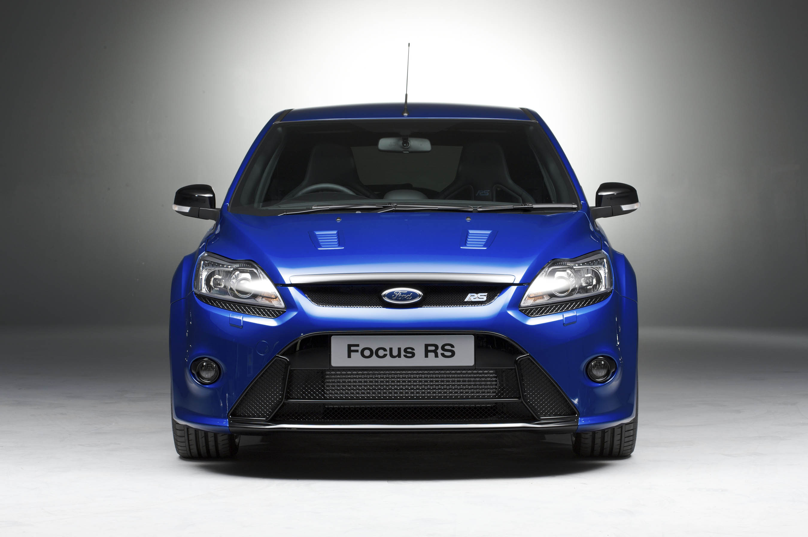 Cena Ford Focusu RS pro náš trh stanovena - 990 000 Kč