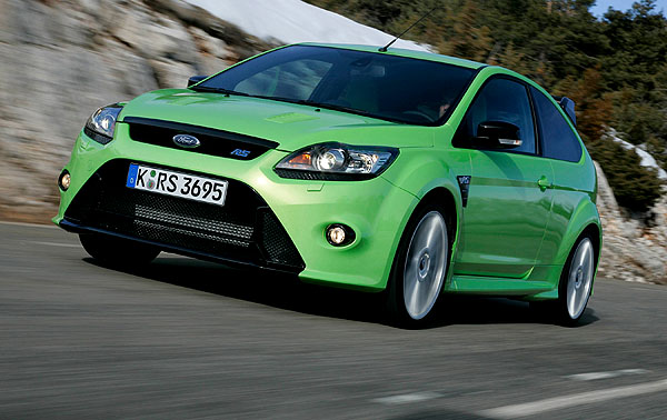 “Univerzitní“ Ford Focus RS pojede 15. – 16. května závod 24 hodin na Nürburgringu!