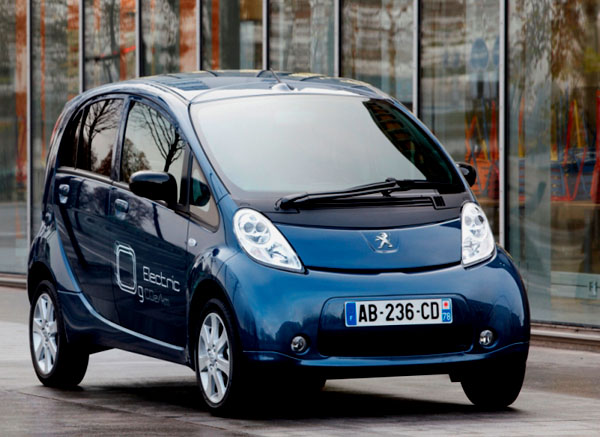 100 % elektrický vůz Peugeot i0n na trh na konci roku 2010
