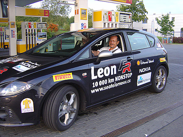 SEAT León FR 2.0 TDI/170 k - 10 000 km nonstop