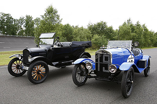 Modely Ford T a Ford Capri 12. a 13. července závodí v Le Mans