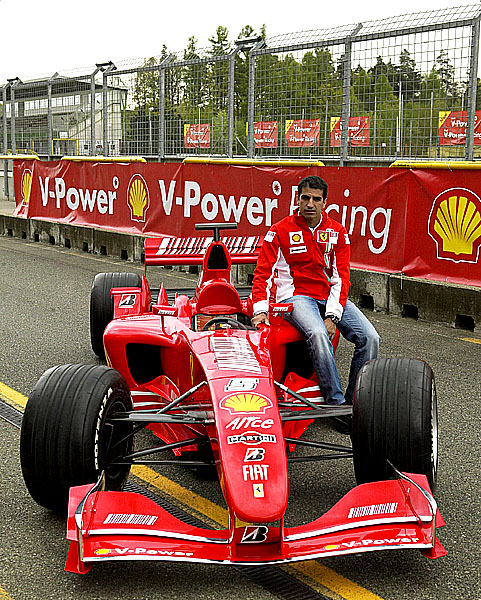 Testovací jezdec formule 1 týmu Scuderia Ferrari, Marc Gené, zavítal včera - 25. dubna 2007 na brněnský Automotodrom