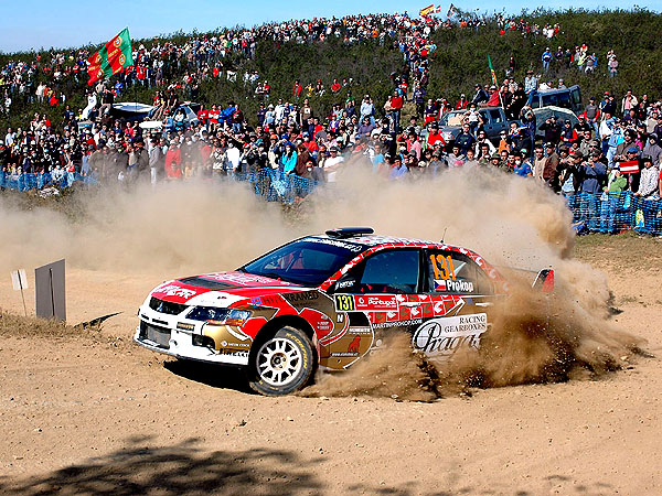 Portugalská rally: Martin Prokop s Mitsubishi opět na stupních vítězů