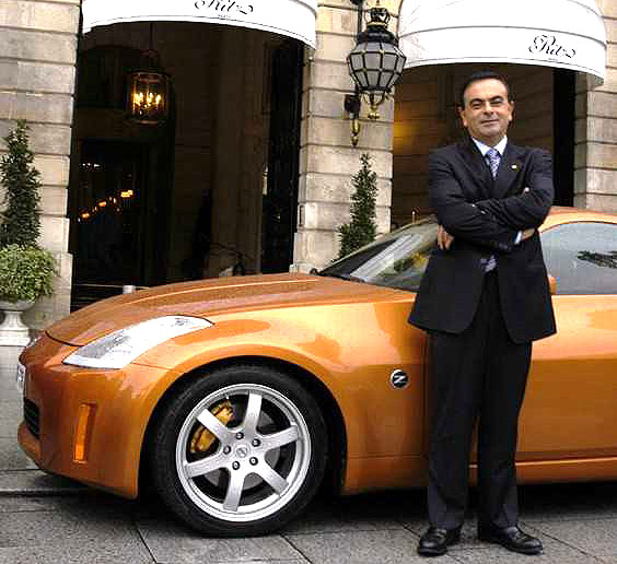 Nissan získal dvojnásobné ocenění na 19. Mezinárodním automobilovém festivalu v Paříži