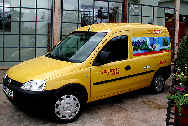 DHL Express ČR nasazuje do provozu revoluční ekologické vozidlo
