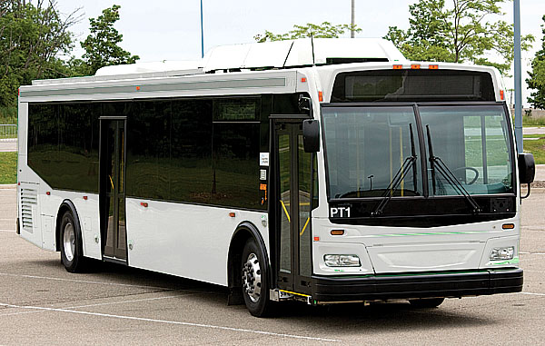 Velká zakázka pro Daimler Buses North America (DBNA): 308 objednaných autobusů