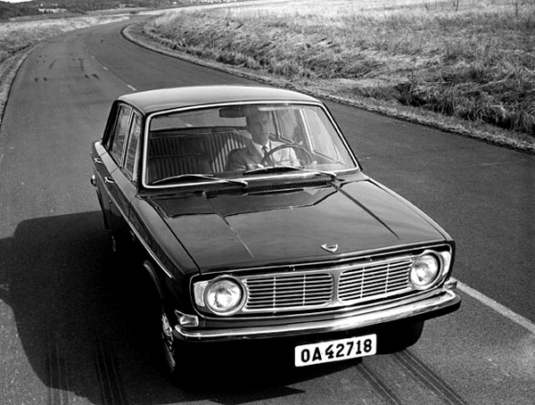 Nadčasová klasika Volvo slaví 40 let