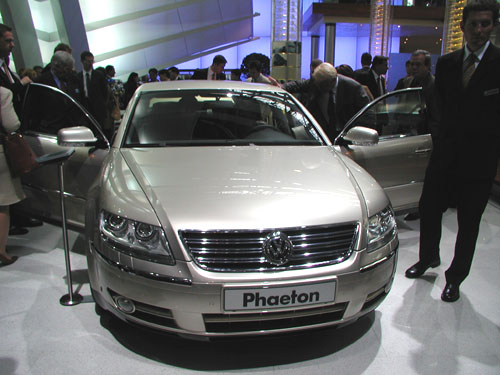 Luxusní limuzína Volkswagen Phaeton v prodeji na našem trhu