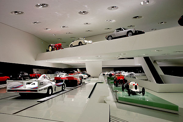 Nové muzeum Porsche otevřelo své brány