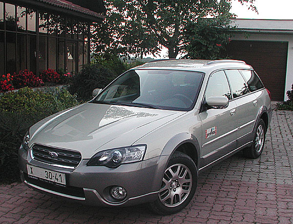 Subaru Outback s motorem 2,5 l a samozřejmě s pohonem 4x4 v testu redakce