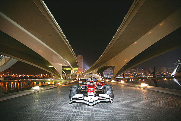 Temní rytíři – premiéra noční velké ceny F1 v Singapuru