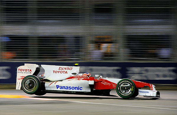 Timo Glock s Toyotou na F1 v neděli 27. září v Singapuru druhý!