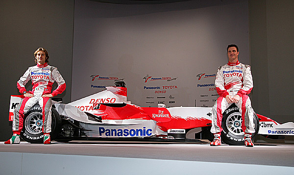 Stáj Panasonic Toyota Racing si v roce 2007 připsala ve formuli 1 první prvenství