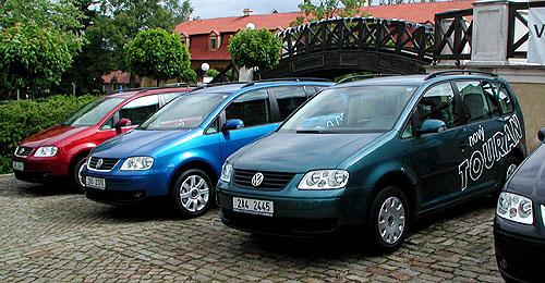 Pěti až sedmi sedadlový Volkswagen Touran představen včera novinářům